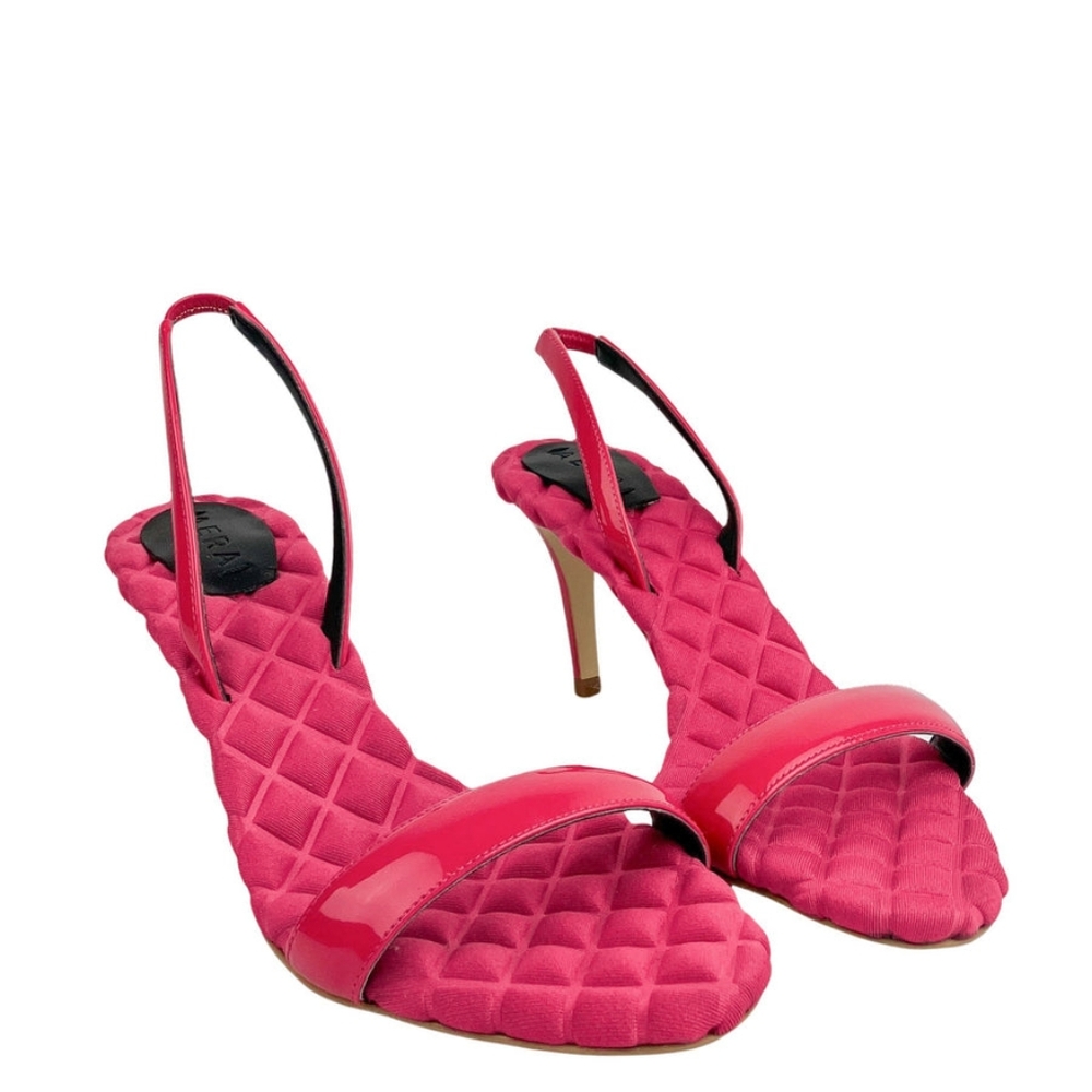 Sz 38 and 38.5 NIB Aera Claudia pattern effect heels